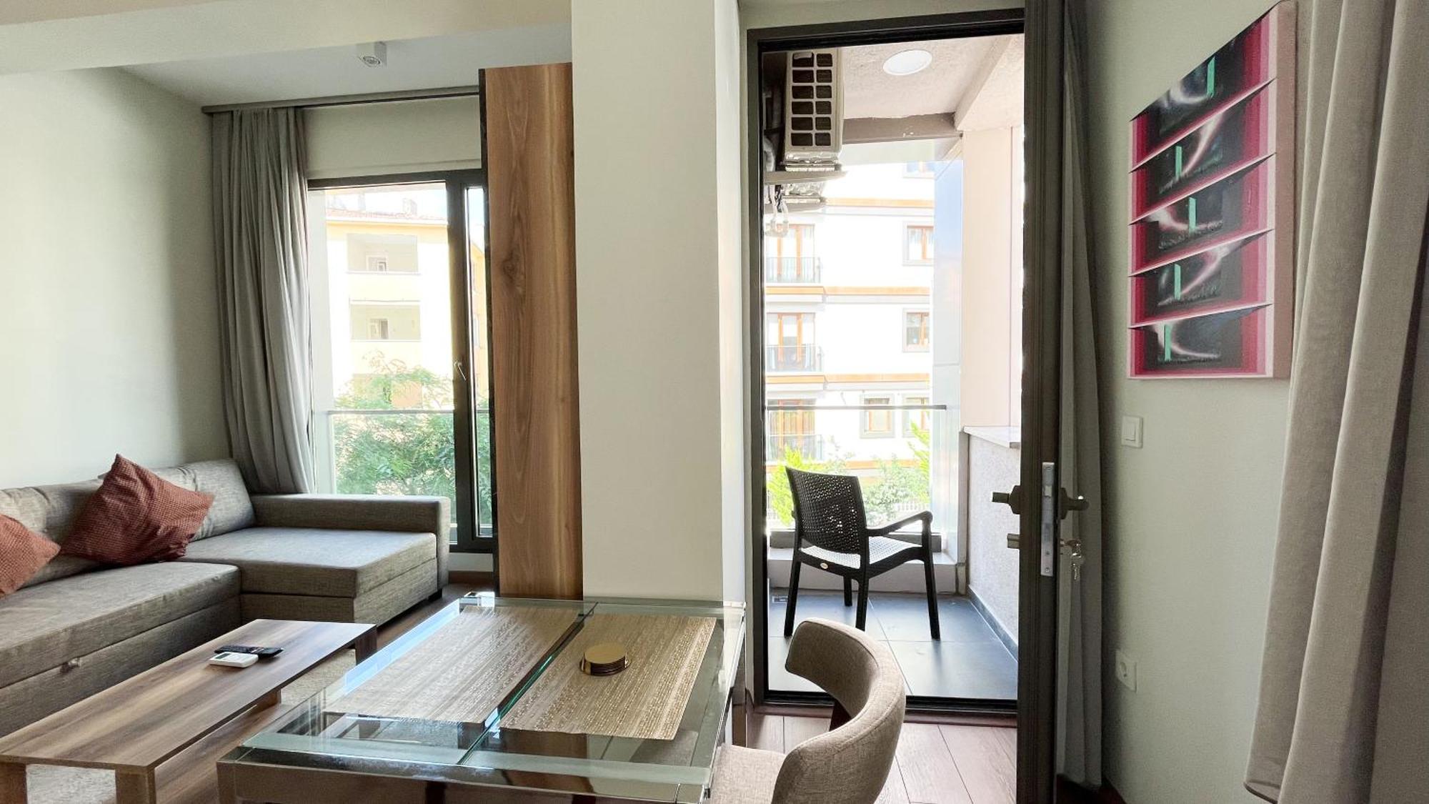Homie Suites - Newly-Constructed Apartment Complex In Besiktas Istanbul Bilik gambar